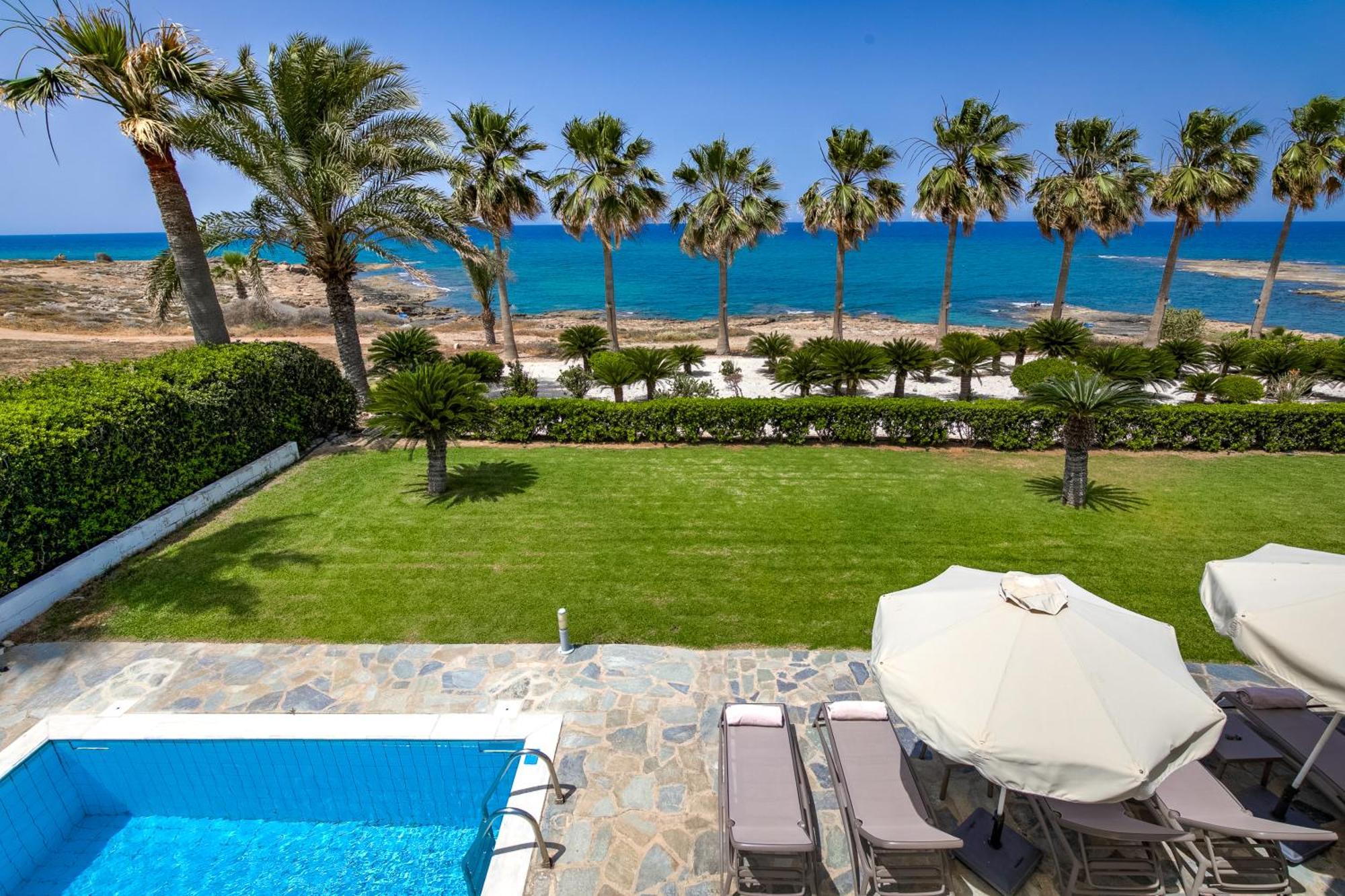 Platzia Beach Villas Paphos Exterior foto